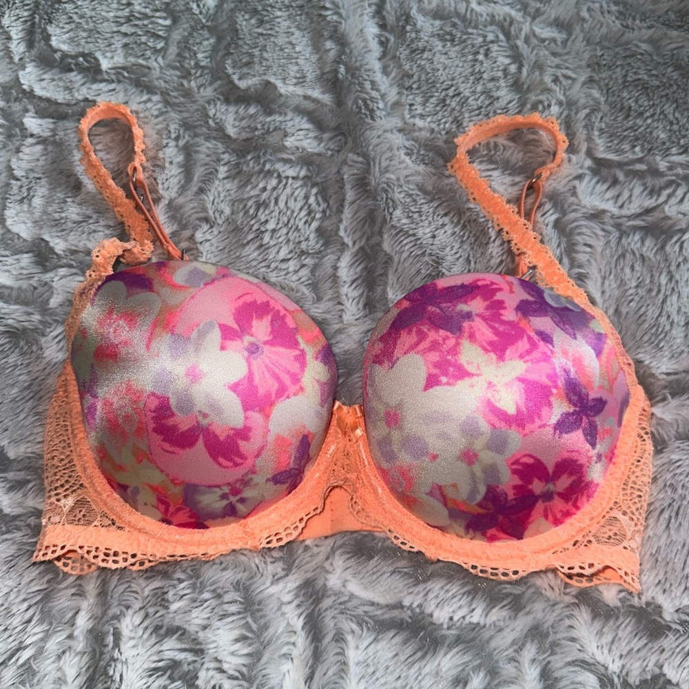 Victoria’s Secret PINK Push Up Bra